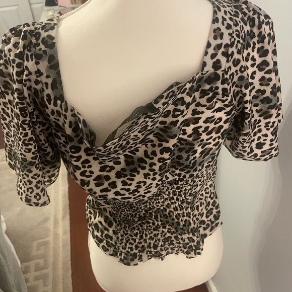 CodexMode leopard print top - Picture 2 of 7